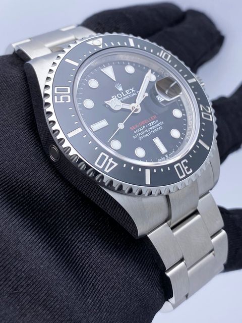 Rolex Sea-Dweller 126600 Image 3